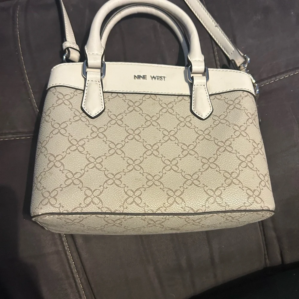 Nine West Beige and Cream Crossbody Bag - Picture 4 of 8